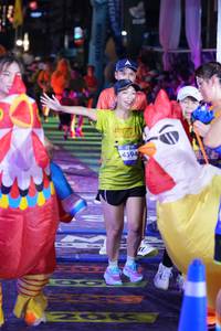 BIB: 4594
                            <button type="button" onclick="openModal(26254922)" class="btn btn-primary btn-sm float-right btn-popup" data-toggle="modal" data-target=".modal-high-quality">
                        <i class="fas fa-shopping-cart"></i> Add to Cart
                    </button>
                                            <button type="button" onclick="isThisMe(26254922, true)" class="btn btn-success btn-sm float-right btn-popup btn-isme hidden" data-toggle="tooltip" data-placement="bottom" title="นี่คือรูปของคุณใช่ไหม คลิกที่นี่เพื่อเอาเข้าอัลบั้ม">
                        <i class="fas fa-plus"></i> Add to album
                    </button>
                    <button type="button" onclick="isThisMe(26254922, false)" class="btn btn-warning btn-sm float-right btn-popup btn-isnotme hidden">
                        <i class="fas fa-ban"></i> Remove from album
                    </button>